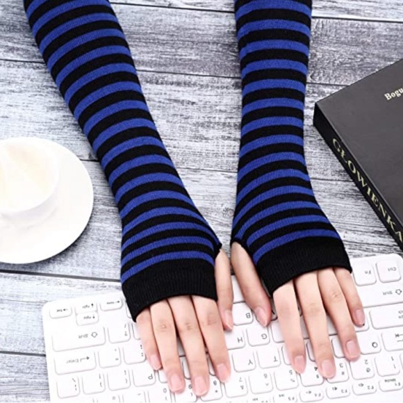 🆕NIP:Black and Blue Striped Fingerless Polyester Arm Warmers - Picture 4 of 6